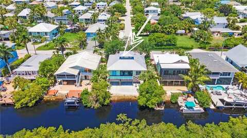 1296 Grand Canal, NAPLES, FL 34110