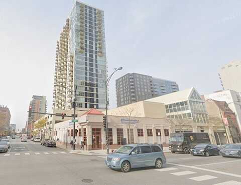 1212 N LaSalle Drive, Chicago, IL 60610