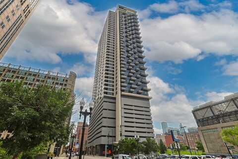 235 W Van Buren Street, Chicago, IL 60607