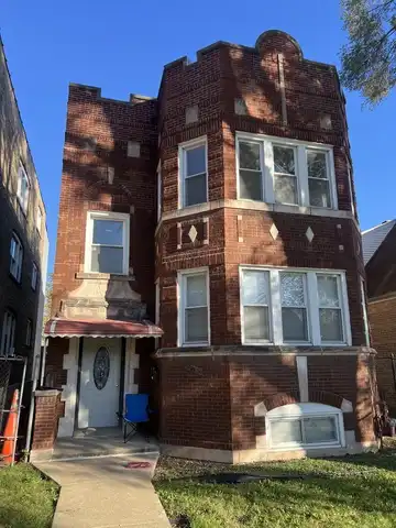 10517 S Indiana Avenue, Chicago, IL 60628