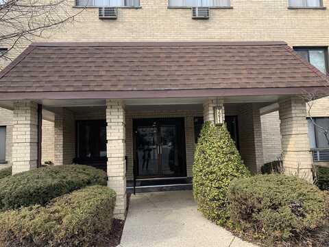 7211 Wolf Road, Indian Head Park, IL 60525