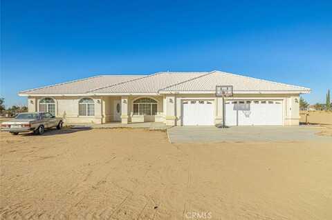 6076 Solano Road, Phelan, CA 92371