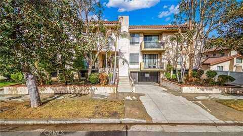 14247 Riverside Drive, Sherman Oaks, CA 91423