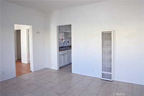 154 E 82nd Street 1/2, Los Angeles, CA 90003