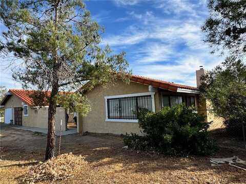 8295 E Avenue, Hesperia, CA 92345