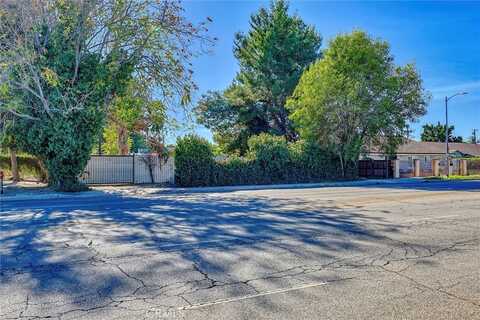 16326 Nordhoff Street, North Hills, CA 91343