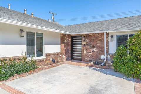 12032 Wallingsford Road, Los Alamitos, CA 90720