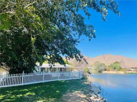 20683 Waalew Road, Apple Valley, CA 92307