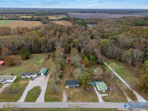 7056 Old Railroad Bed Road, Toney, AL 35773