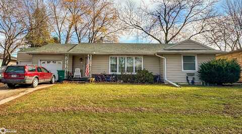 29 Windsor Boulevard, Hampton, IA 50441