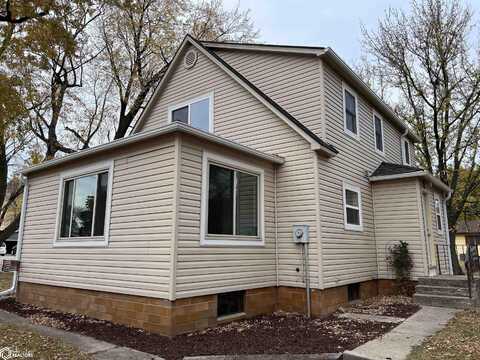 204 NE 1st Avenue, West Bend, IA 50597