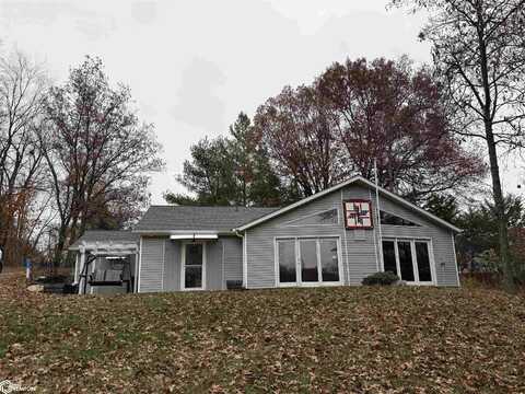 4077 Western Drive, Brooklyn, IA 52211