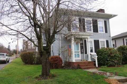 18 Huston St, Towanda, PA 18848