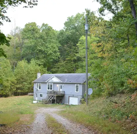 313 Hecks Run, Fairmont, WV 26554