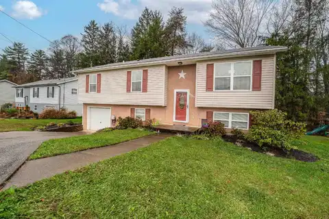 5053 Riverwood Circle, Fairmont, WV 26554