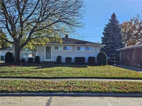 288 E Meadowlawn Boulevard, Seven Hills, OH 44131