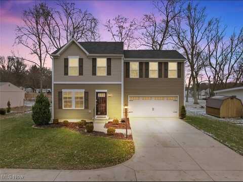 3333 Albrecht Avenue, Akron, OH 44312