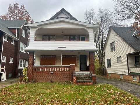 11313 Parkview Avenue, Cleveland, OH 44104