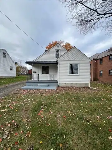 803 5th Street, Struthers, OH 44471