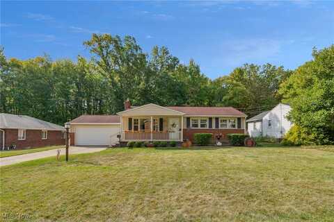 2163 Cranbrook Drive, Youngstown, OH 44511