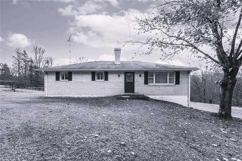 36891 Hunter Camp Road, Lisbon, OH 44432