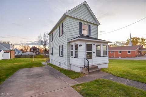 303 Whipple Avenue, Campbell, OH 44405