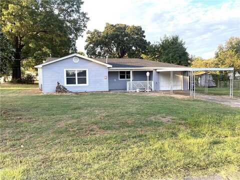 230 W 3rd ST, Mulberry, AR 72947