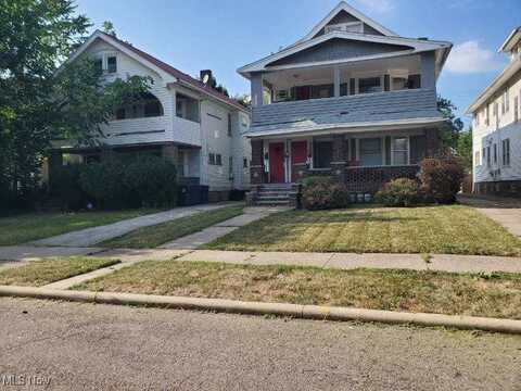 2797 Avondale Avenue, Cleveland Heights, OH 44118