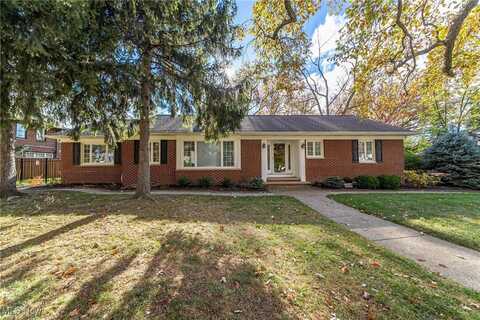 11459 Edgewater Drive, Cleveland, OH 44102