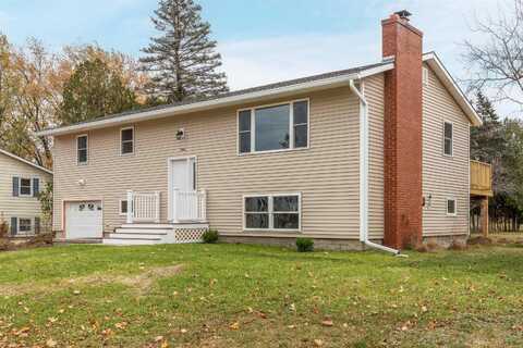 106 Lindale Drive, Colchester, VT 05446