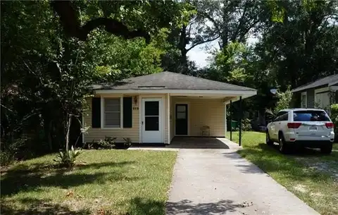 212 W 20TH Avenue, Covington, LA 70433