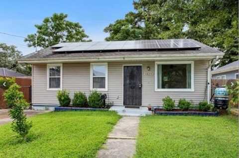 4825 TOURO Street, New Orleans, LA 70122