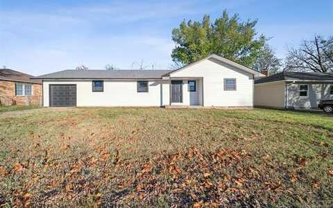 21 N Indianola Street, Pryor, OK 74361