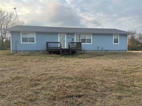 31560 Dustin Road, Henryetta, OK 74437