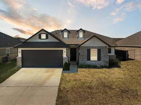 7216 S Laurel Avenue, Broken Arrow, OK 74011