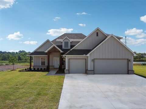 19081 Orchard Circle, Catoosa, OK 74015