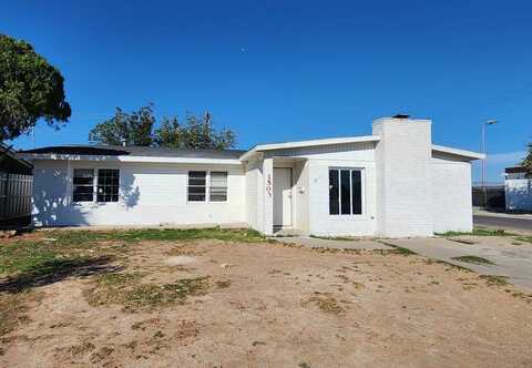 1503 S Hackberry St, Pecos, TX 79772