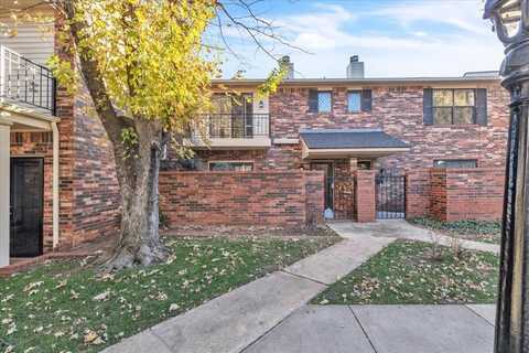 6325 N Villa Avenue, Oklahoma City, OK 73112