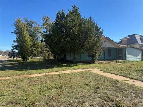 520 N Grady Street, Altus, OK 73521