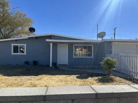 3340 Arthur Avenue, Mojave, CA 93501