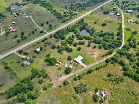 3872 Fm 85, Ennis, TX 75119