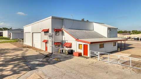 113 S Line Street, Weatherford, TX 76086