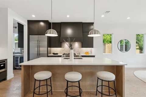 4916 Wateka Drive, Dallas, TX 75209