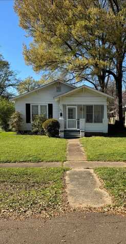 611 Bell Avenue, Greenwood, MS 38930