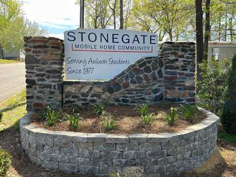 1100 Stonegate Drive, Auburn, AL 36832