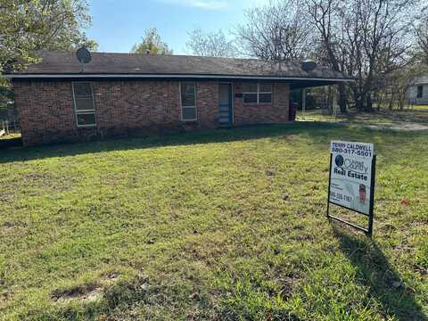 805 W Oklahoma Street, Hugo, OK 74743