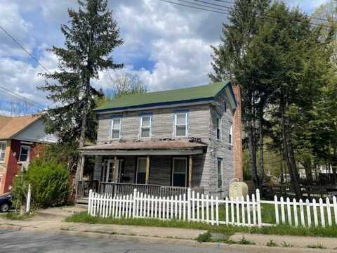 184 Center St, Ellenville, NY 12428