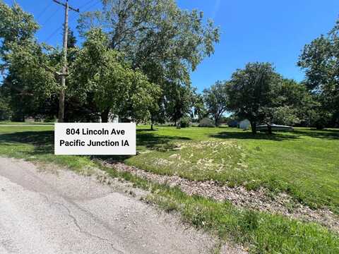 804 Lincoln Ave, Pacific Junction, IA 51561