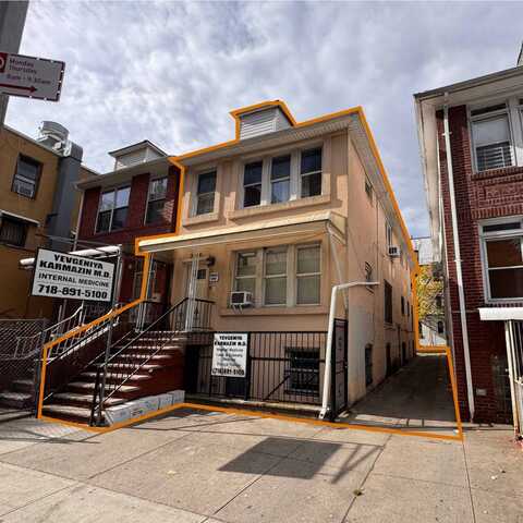 3084 Brighton 13th St, Brooklyn, NY 11235