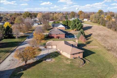 1207 Bluegrass Ln, Shenandoah, IA 51601